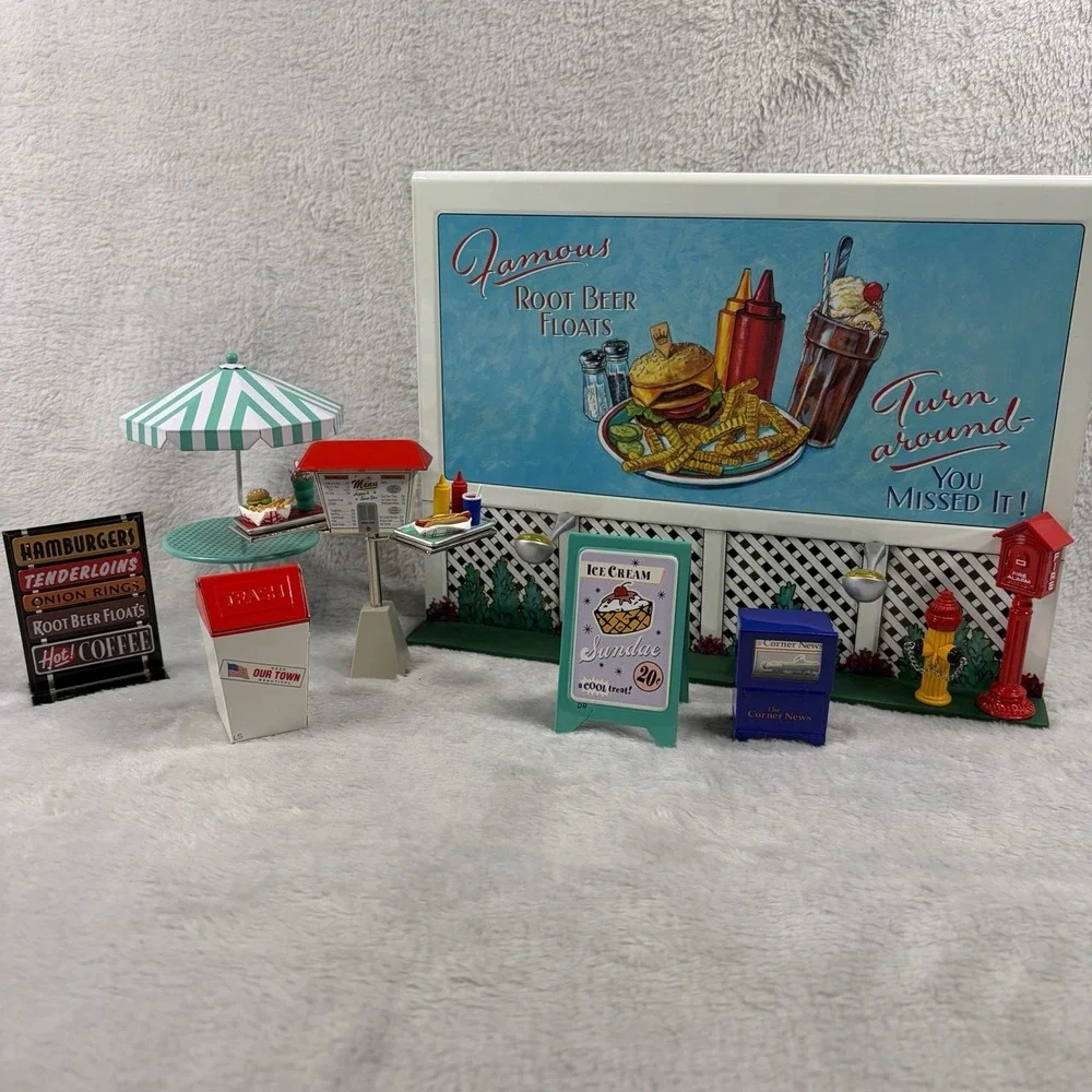 Hallmark Kiddie Car Classics‎ Corner Drive-In Accessory Lot 9 Pieces 1997